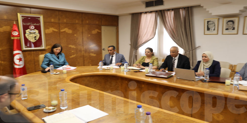 برنامج صيانة وتأهيل عربات المترو محور جلسة عمل وزارية