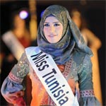 En Photos : Miss Tunisie vêtue d’un hijab lors de la Cérémonie de la Fille Arabe Idéale