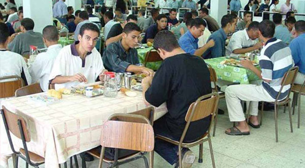نحو تعميم بطاقة الإطعام الذكية في كافة المطاعم الجامعية