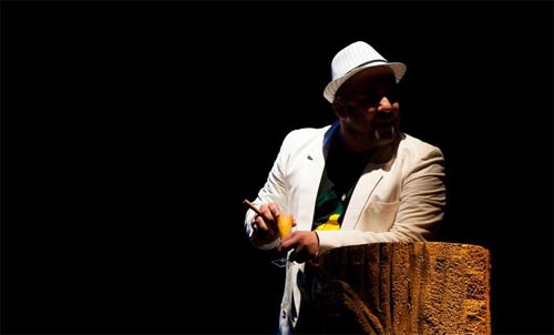 monologue-081111-3.jpg