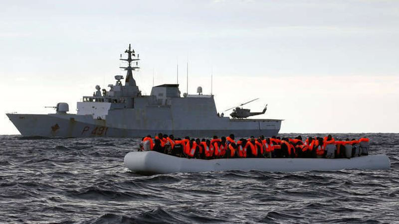 اليونان: مقتل 14 شخصا بغرق مركب للمهاجرين