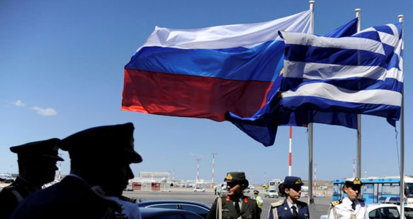 موسكو تستدعي السفير اليوناني احتجاجا على تحركات دبلوماسية