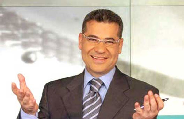 بالفيديو: مصطفى الآغا قبل العملية الجراحية يكشف عن مرضه...''دعواتكم وأن شاء الله نشوفكم على خير''