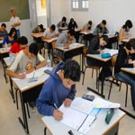 متفقدو التعليم الثانوي يهددون بمقاطعة الامتحانات الوطنية