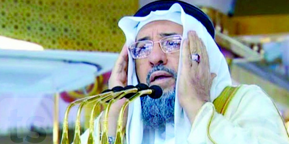رحيل مؤذن المسجد الحرام إبراهيم المدني.. صوتٌ ارتبط بأذان الفجر