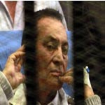 Egypte: l'ex-président Moubarak devant la justice pour un nouveau procès