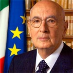 Italie: le président Napolitano réélu pour sortir de l'impasse