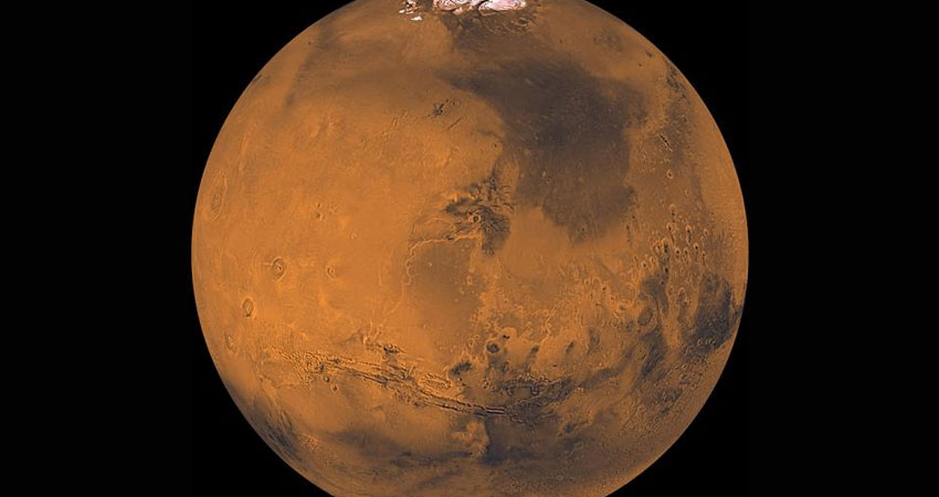ناسا تختبر درعاً حرارية تساعد في هبوط الإنسان على المريخ