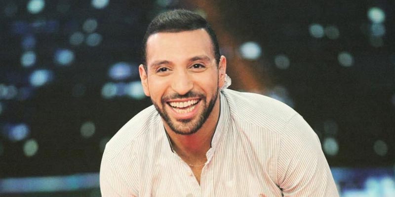 نضال السعدي ينشر صورته وهو طفل ويكشف عن عمره..