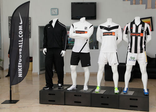 nike-251212-2.jpg