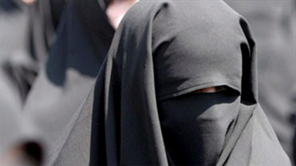 M’nihla : Une niqabée et un salafiste demandent à une femme de tuer son mari ?