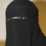 Ça se passe chez nous: Des étudiantes passent les examens en Niqab ! 