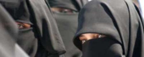 niqab-29032012-1.jpg