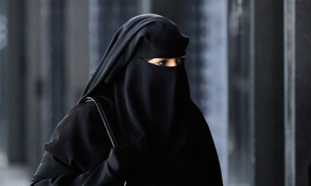 Arrestation d’une femme portant le niqab au Kef 