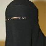 Arrestation d’un barbu et une niqabée pour atteinte aux bonnes mœurs