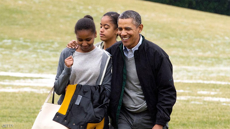 أوباما يشجع ابنتيه على الانضمام للجيش