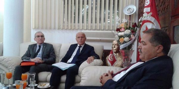 بنزرت: وفد من سفارة فرنسا في تونس يلتقي السلط الجهوية بالولاية 