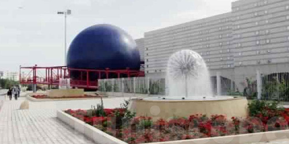 تحب تشوف القمر بالتلسكوب؟ فرصة مجانية الليلة في مدينة العلوم