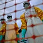 Ebola: une Espagnole contaminée, l'Europe craint la contagion