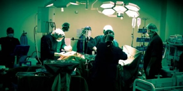 Première médicale en Tunisie et en Afrique : Implantation, avec succès, d’une valve pulmonaire sur 2 jeunes à l’hôpital de la Rabta
