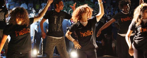 orange-mob-260810-1a.jpg