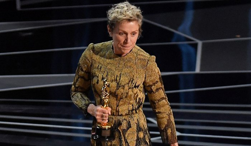 أفضل ممثلة تستعيد تمثال أوسكار بعد ''سرقة سريعة''