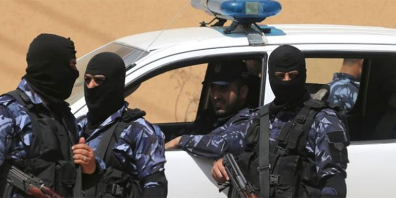 مقتل اثنين أثناء توقيف مشتبه به في محاولة اغتيال رئيس الوزراء الفلسطيني