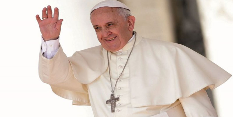 البابا فرنسيس: علقت في مصعد الفاتيكان 25 دقيقة