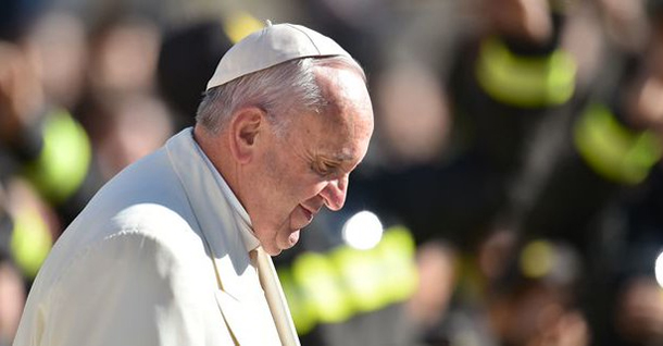 Le pape François qualifie l'immigration en Europe d'’’invasion arabe’’