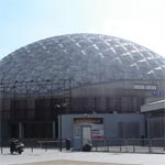 Un mort dans l'explosion accidentelle au palais des sports de Paris
