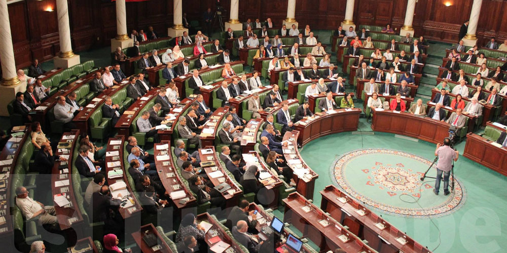 البرلمان يشدد على ضرورة مواصلة العمل لإثراء المكاسب التشريعية للمرأة
