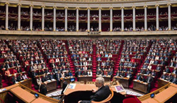 Parlement français: Vous voyez bien que la France se tient aux côtés de la Tunisie, déclare Annick Girardin à un député