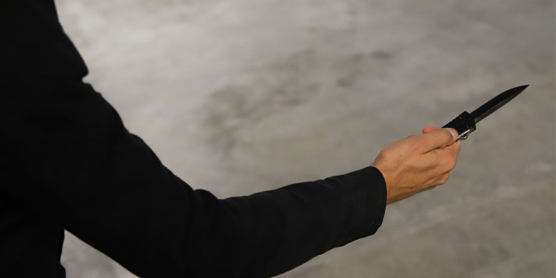 Un jeune de 30 ans poignardé à mort par son voisin à Zahrouni