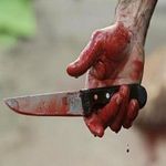 Un individu agresse 6 membres de sa famille à l’arme blanche