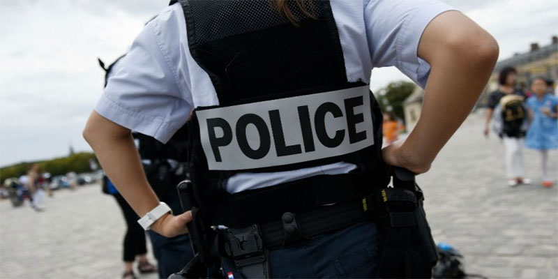 Deux policiers municipaux retrouvés morts dans un commissariat en France