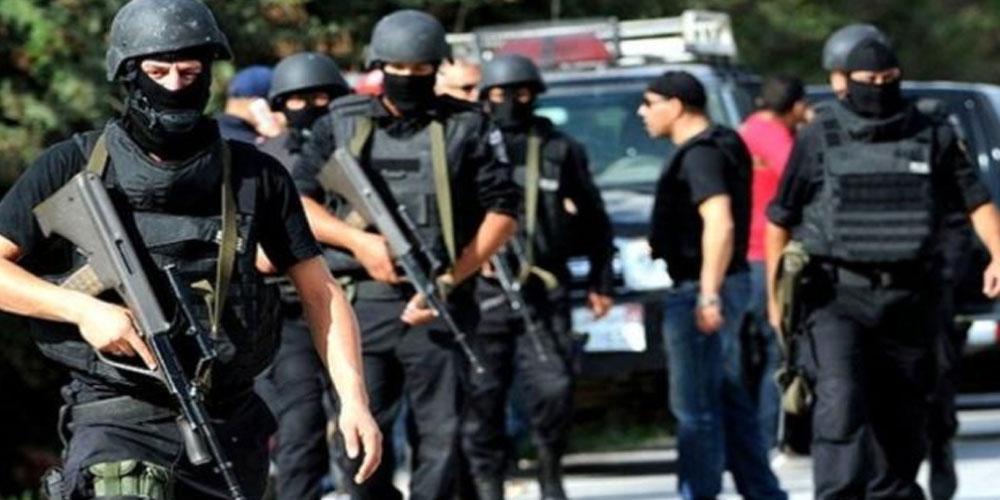 البرلمان يرفض طلب هشام المشيشي سحب مشروع قانون زجر الاعتداء على القوات المسلّحة