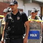 مسلح يقتحم مقر العدالة والتنمية في إسطنبول 