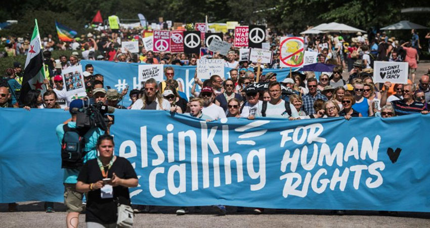آلاف المتظاهرين في هلسنكي عشية قمة ترمب وبوتين