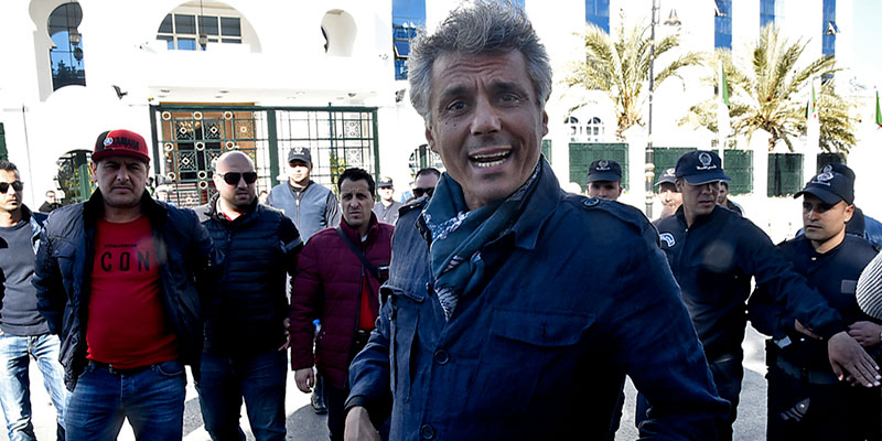 Rachid Nekkaz arrêté à l’hôpital où réside Abdelaziz Bouteflika
