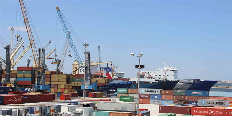 بواخر تركية بميناء حلق الوادي: وزارة الدفاع تُوضّح