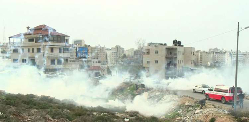 مواجهات عنيفة بين الجيش الإسرائيلي والفلسطينيين في رام الله