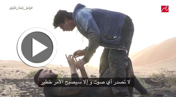 بالفيديو..ماذا فعل شاروخان برامز جلال ؟