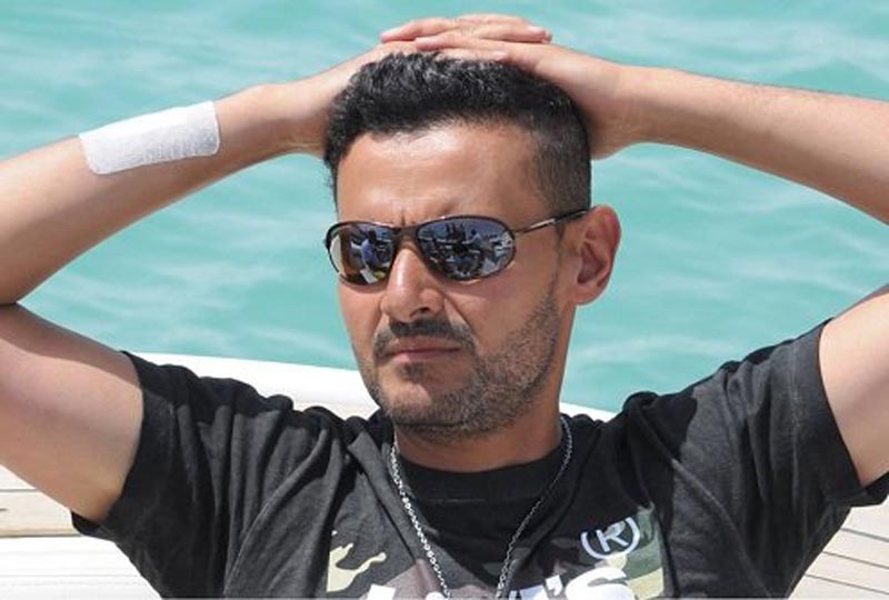 بالصور: رامز جلال يتعرض للتحرش من فنان...ما علاقة ليلى علوي؟