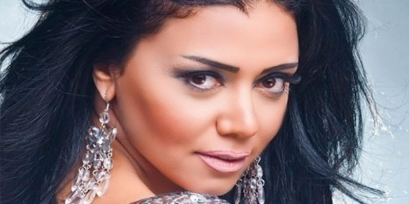 En photos : Habillée par Esthere Maryline, l’actrice égyptienne Rania Youssef fait sensation…