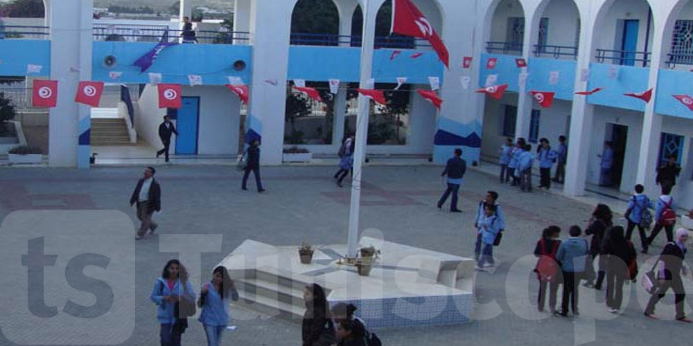 أريانة: توقف الدروس بإعداديتي رواد1 ورواد2 إثر رشق تلاميذ لمدخل المدرسة ومربض السيارات بالحجارة