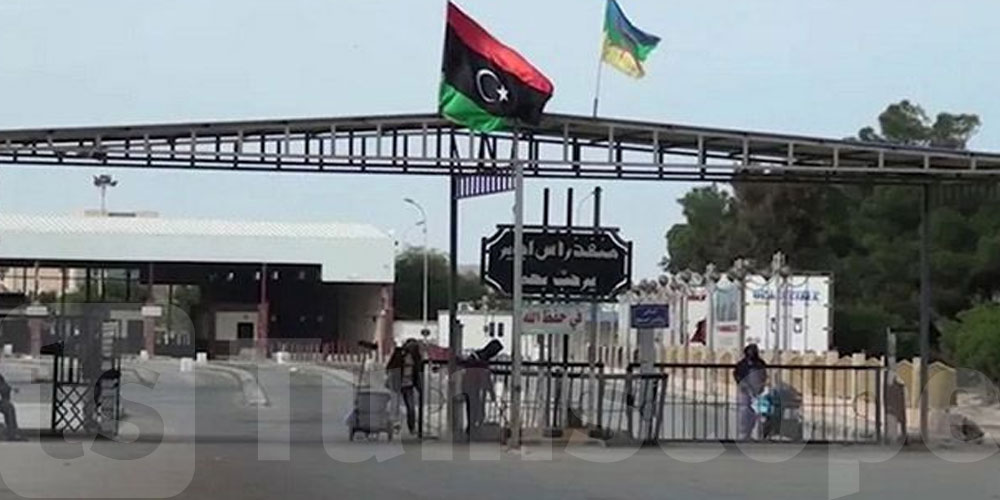الإفراج عن 12 تونسيا احتجزوا في مدينة الزاوية الليبية