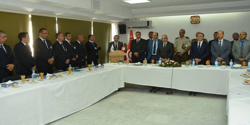 وزير الداخلية يشرف على افتتاح الدورة 20 للمدرسة العليا لقوات الأمن الداخلي
