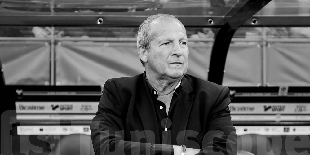 وفاة أسطورة التدريب الفرنسي رولان كوربيس