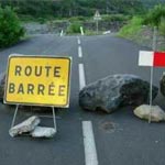 La route reliant Nefza à Tabarka bloquée