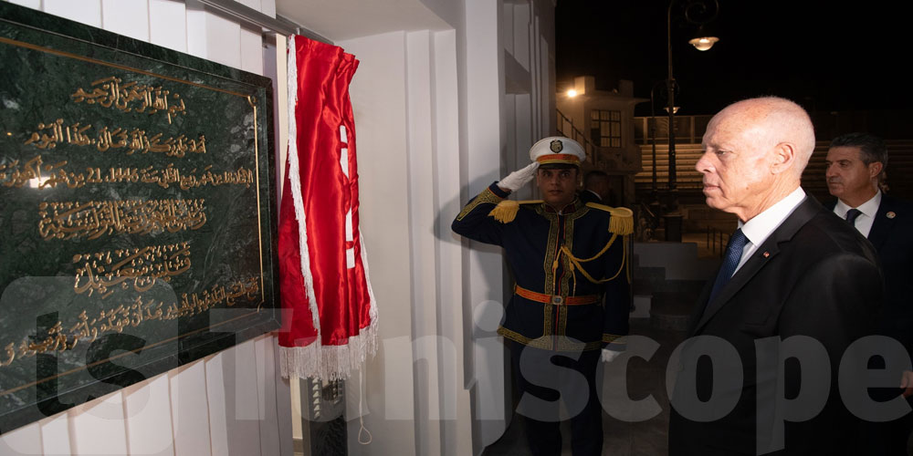 فيديو وصور: رئيس الجمهورية يعيد فتح المسبح البلدي بالبلفيدير بعد إصلاحه